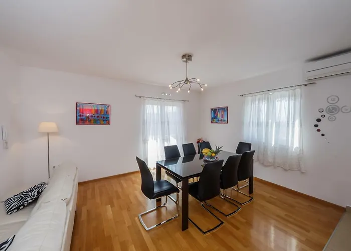 Selak Apartman *