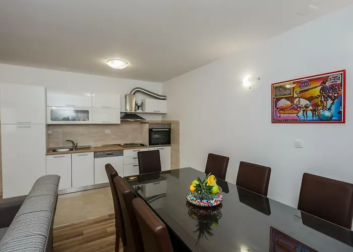 Selak Apartman *