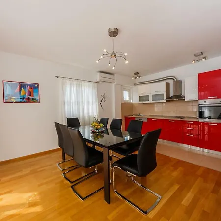 Apartment Selak *