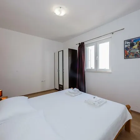 Apartment Selak *