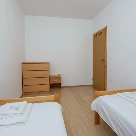 Selak Apartment Split