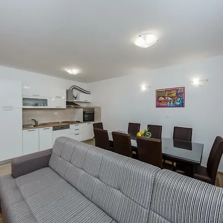 Selak Apartment