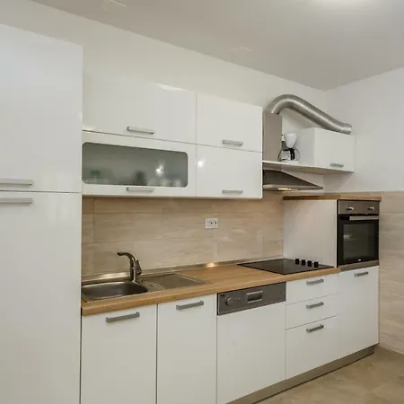 Selak Apartment